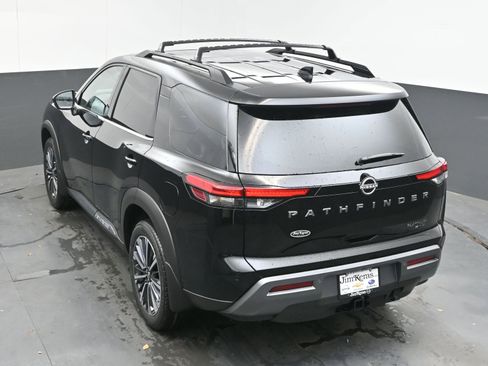 New 2026 Nissan Pathfinder Platinum AWD/4WD image 37