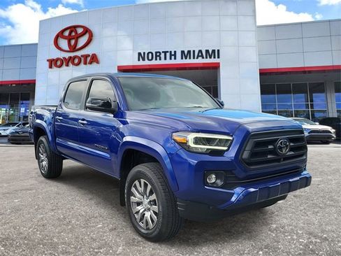 Used 2023 Toyota Tacoma Limited image 1