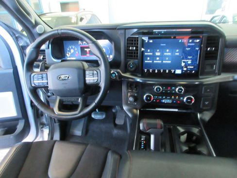 Used 2025 Ford F150 Raptor AWD/4WD image 43