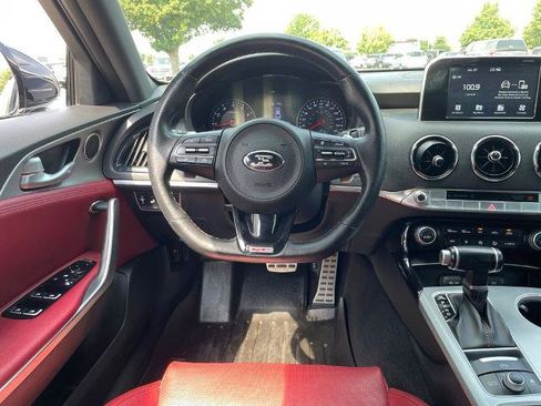 Used 2019 Kia Stinger GT AWD/4WD image 12