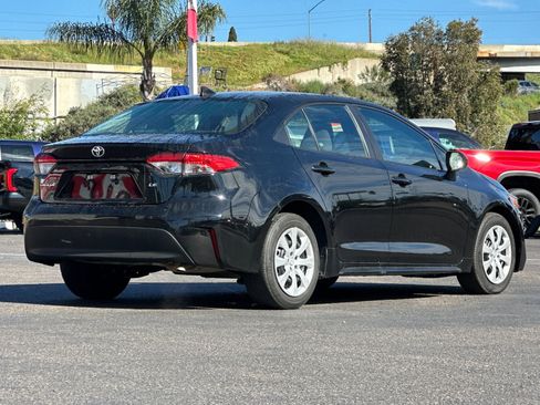 Used 2024 Toyota Corolla LE image 5