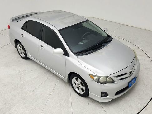Used 2013 Toyota Corolla S image 14