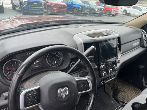 Used 2019 RAM 3500 Big Horn image 8