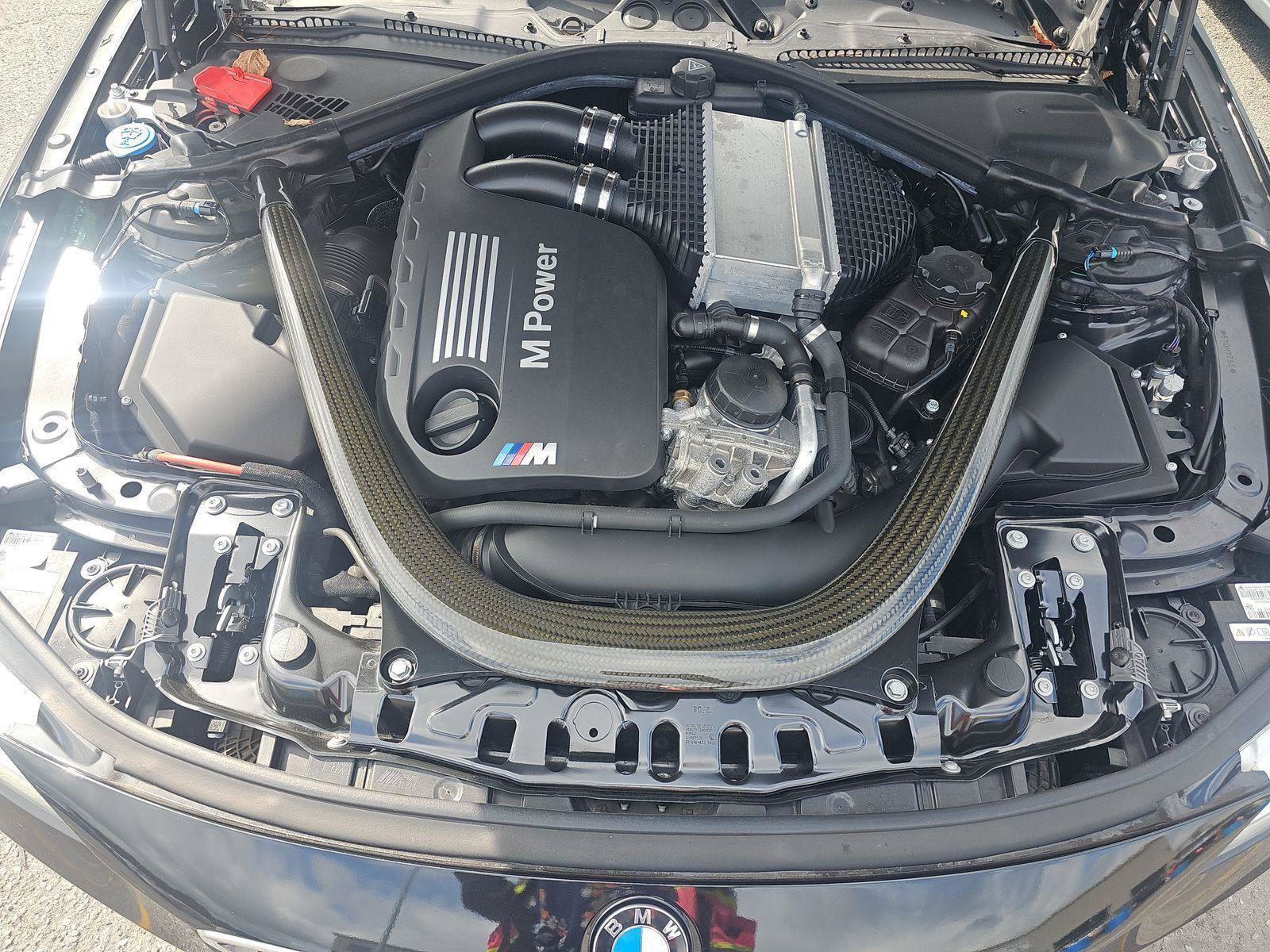 Used 2017 BMW M4 Convertible RWD image 6