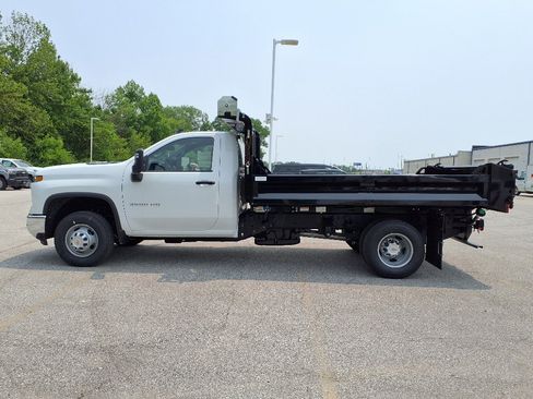 New 2025 Chevrolet Silverado 3500 W/T w/ WT Convenience Package image 3