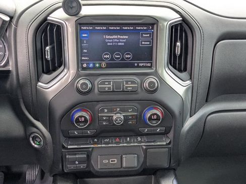 Used 2021 Chevrolet Silverado 1500 LT Trail Boss AWD/4WD image 19