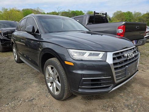 Used 2018 Audi Q5 2.0T Premium Plus w/ Premium Plus Package image 3