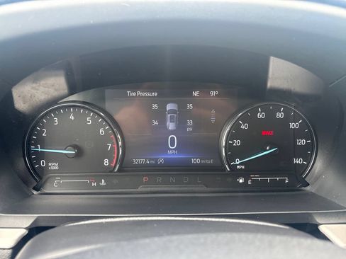 Used 2024 Ford Explorer XLT w/ Equipment Group 202A AWD/4WD image 18