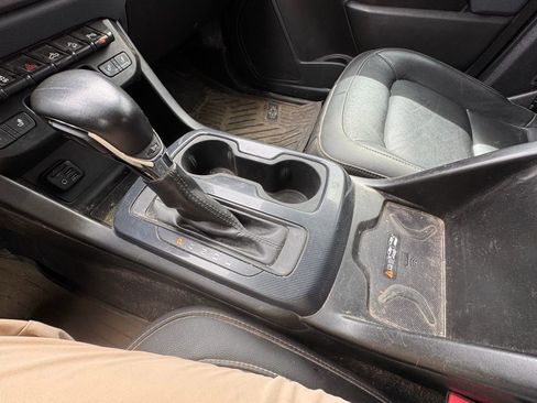 Used 2022 Chevrolet Colorado Z71 image 13