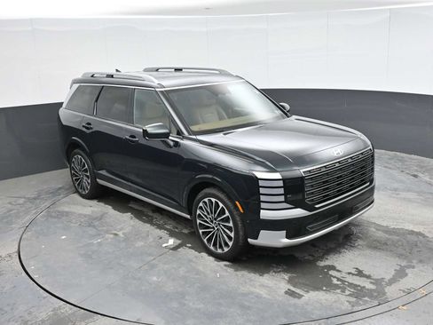 Used 2026 Hyundai Palisade Calligraphy AWD/4WD image 18