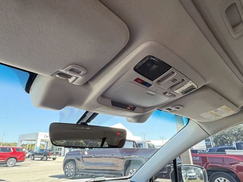 Used 2019 Subaru Outback 2.5i Touring w/ Popular Package #3A AWD/4WD image 31