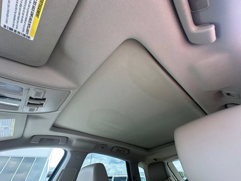 Used 2013 Cadillac SRX Performance w/ Driver Awareness Package AWD/4WD image 33