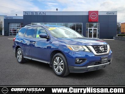 Used 2017 Nissan Pathfinder SV