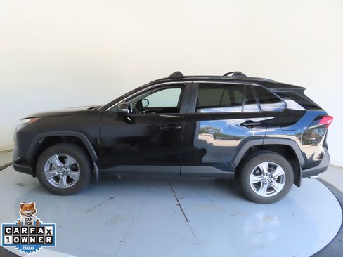 Used 2023 Toyota RAV4 XLE image 7