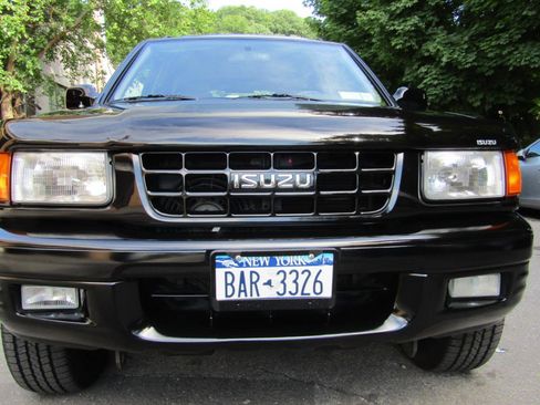 Used 1998 Isuzu Rodeo LS AWD/4WD image 28