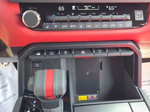 Used 2025 Toyota Sequoia TRD Pro AWD/4WD image 20