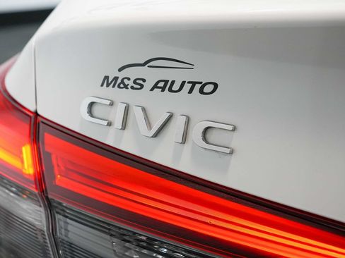 Used 2022 Honda Civic Sport image 11