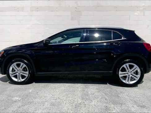 Used 2017 Mercedes-Benz GLA 250 image 3
