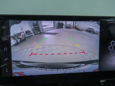 New 2025 Nissan Altima 2.5 SR w/ SR Premium Package image 15