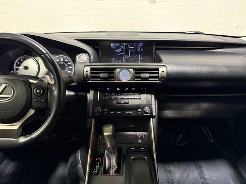 Used 2014 Lexus IS 250 AWD image 19