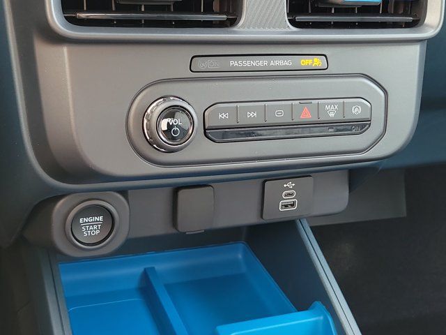 New 2026 Ford Maverick XLT w/ XLT Luxury Package FWD image 31