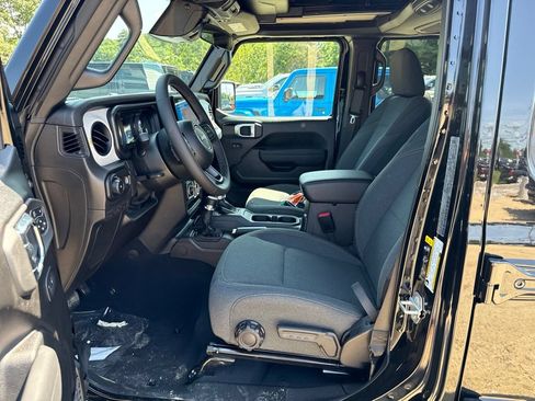 New 2026 Jeep Wrangler Unlimited Sport AWD/4WD image 16