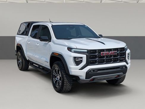 Used 2024 GMC Canyon AT4 w/ AT4 Premium Package AWD/4WD image 2
