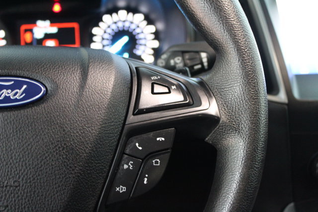 Used 2020 Ford Edge SE AWD/4WD image 17