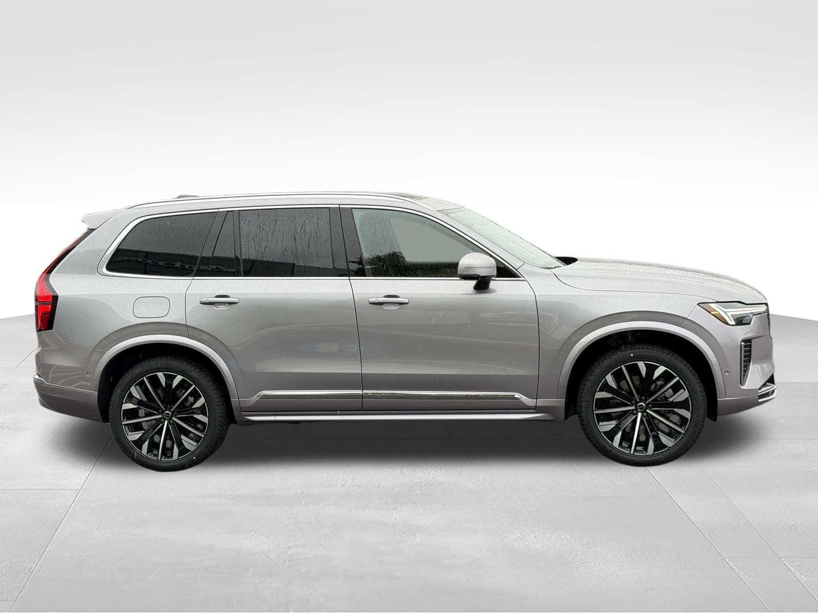 New 2026 Volvo XC90 T8 Plus w/ Protection Package Premier AWD/4WD image 7
