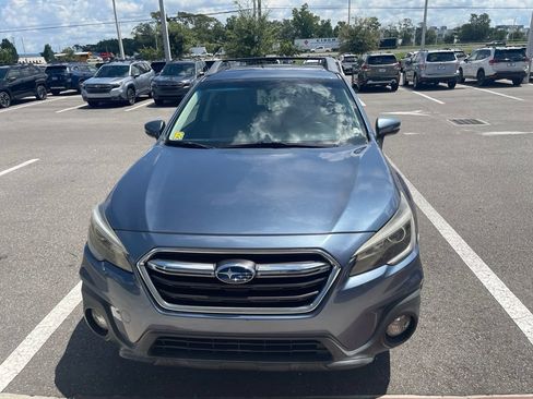 Used 2018 Subaru Outback 2.5i Limited w/ Popular Package #2 AWD/4WD image 2
