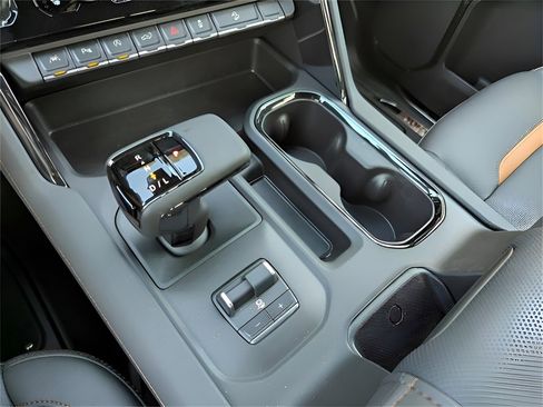 New 2025 GMC Sierra 1500 AT4 w/ Technology Package image 21