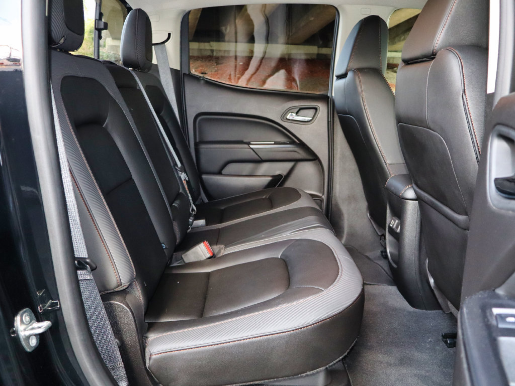 Used 2021 GMC Canyon AT4 w/ Driver Alert Package AWD/4WD image 45