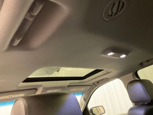 Used 2020 GMC Yukon Denali image 29