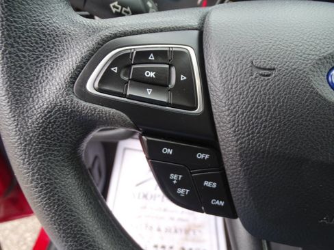 Used 2018 Ford Escape SE w/ SE SYNC Package image 14