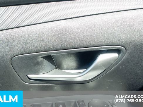 Used 2025 Hyundai Santa Cruz SE FWD image 22