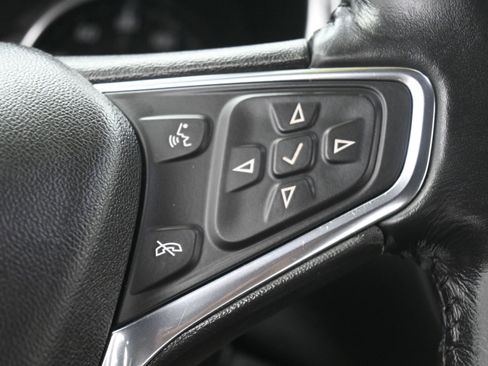 Used 2018 Chevrolet Equinox LT w/ Sun & Infotainment Package AWD/4WD image 30