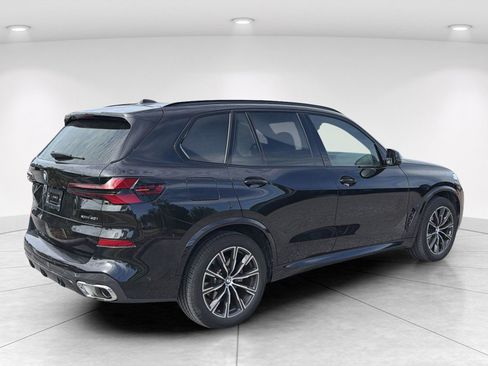 Certified 2025 BMW X5 xDrive40i AWD/4WD image 4