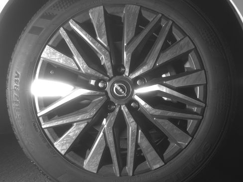 Used 2025 Nissan Altima 2.5 SV FWD image 13
