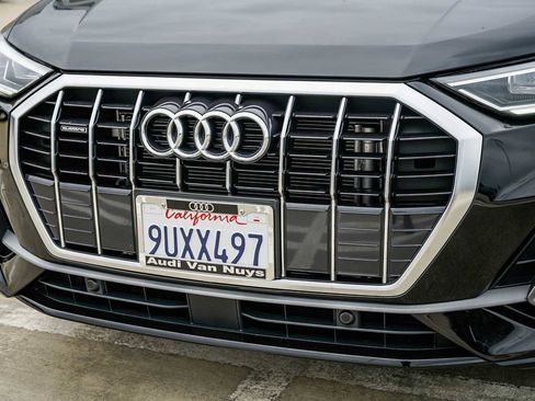 Used 2025 Audi Q3 2.0T Premium w/ Convenience Package image 8