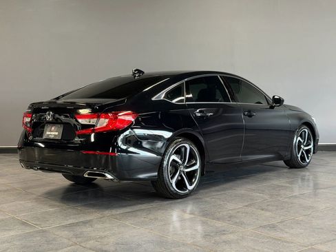 Used 2019 Honda Accord Sport image 5