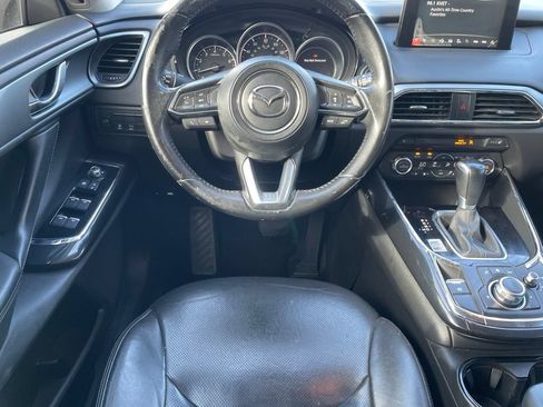 Used 2018 MAZDA CX-9 Touring FWD image 15