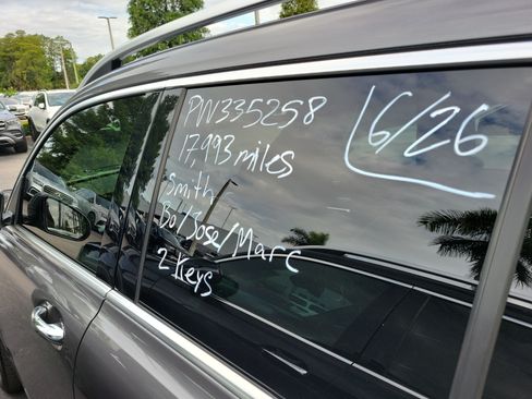 Used 2023 Mercedes-Benz GLB 250 4MATIC image 6