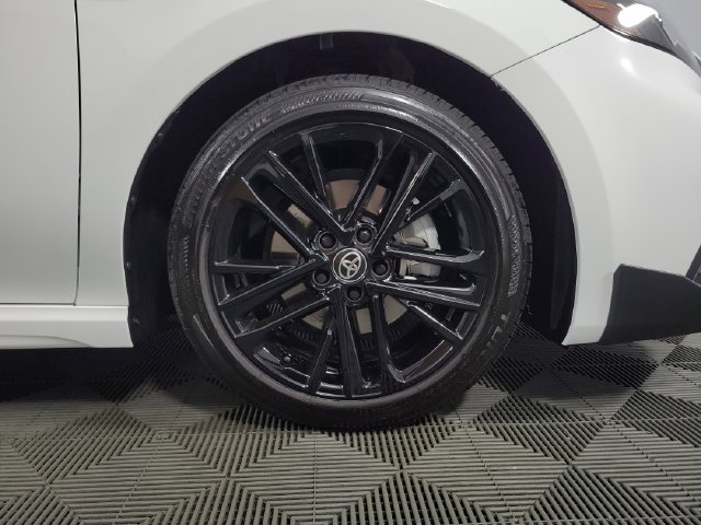 Used 2026 Toyota Camry SE w/ Convenience Package FWD image 11