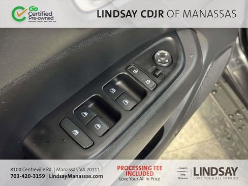 Used 2024 Hyundai Venue SEL image 28