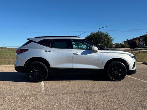 Used 2019 Chevrolet Blazer RS w/ Sun and Wheels Package image 5