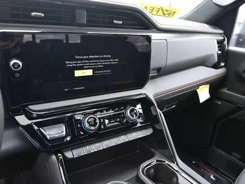 Used 2025 GMC Sierra 3500 AT4 w/ Technology Package image 24