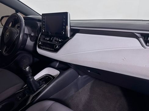 Used 2020 Toyota Corolla SE image 29