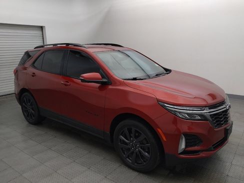 Used 2022 Chevrolet Equinox RS w/ RS Leather Package image 11