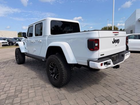 Used 2022 Jeep Gladiator Overland AWD/4WD image 11