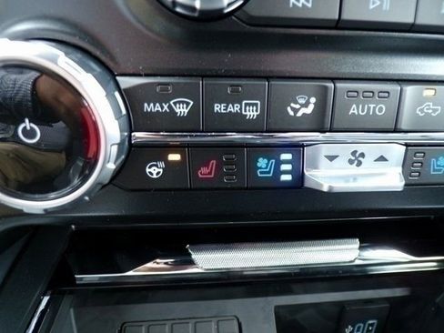 New 2025 Ford F350 Lariat w/ Lariat Ultimate Package image 28